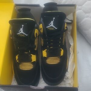 Nike Men's Black and Yellow Sneakers